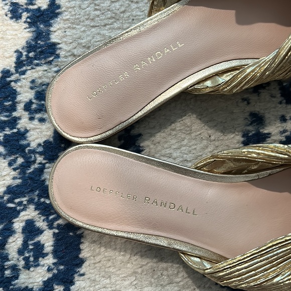 LOEFFLER RANDALL Gold Daphne Knot Flat Sandal - Picture 3 of 7